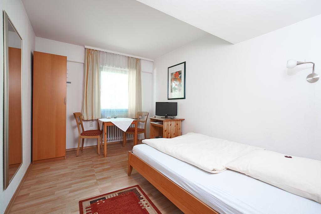 Gasthof Riedsee Stuttgart Zimmer foto